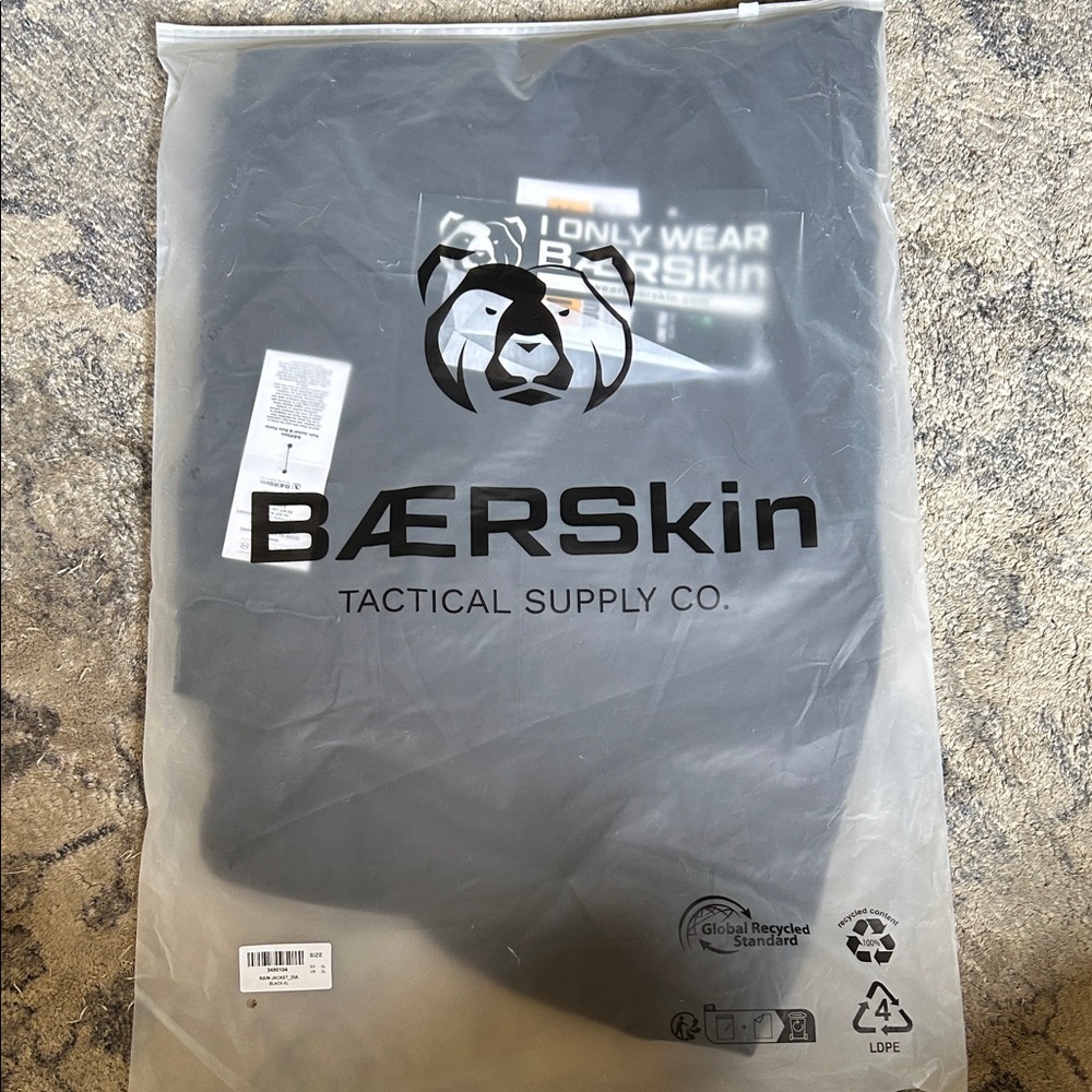 Men's Black Raincoat Baerskin